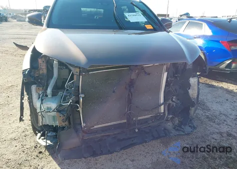 2019 Toyota Highlander Limited Platinum from USA, damaged, VIN 5TDYZRFH9KS337423